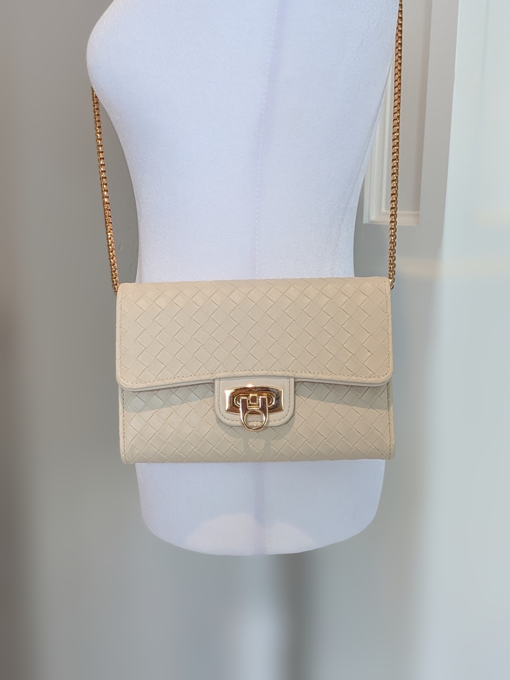 Women's Cream Woven Leather Dressy Crossbody Bag with Gold Chain - Picture 2 of 11